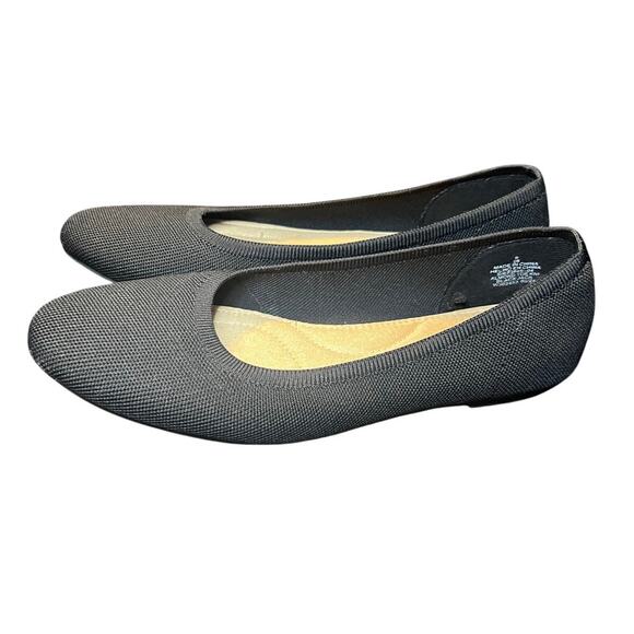 Old Navy Black Almond Toe Ballet Flats - Size 9 - Picture 5 of 6
